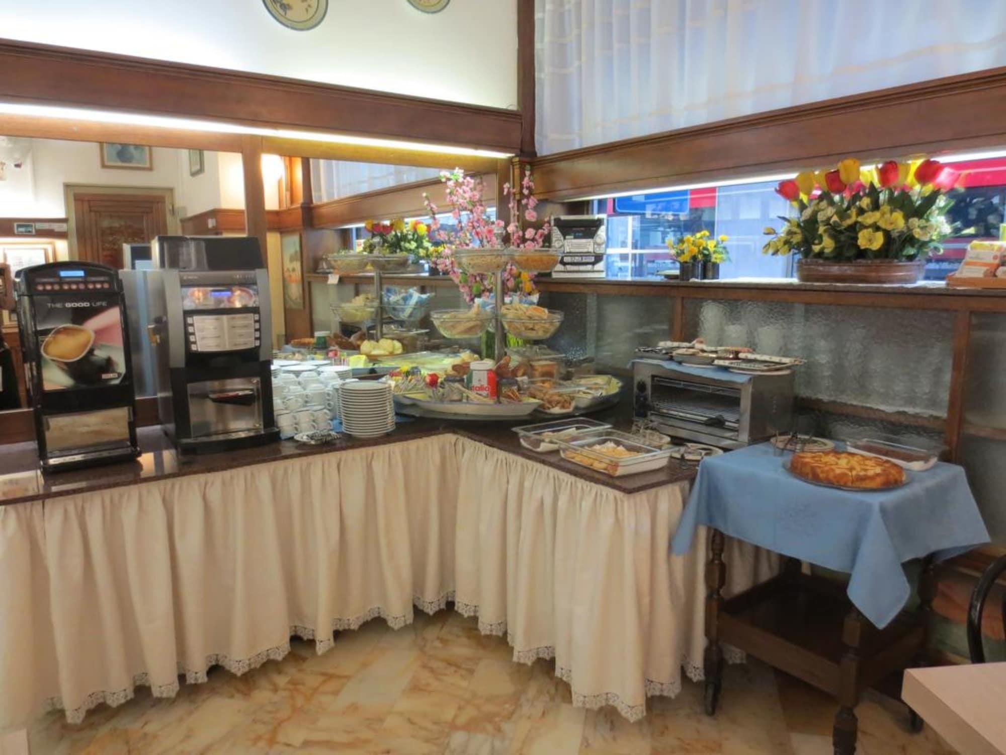מאנטובה Hotel Italia City Center מראה חיצוני תמונה