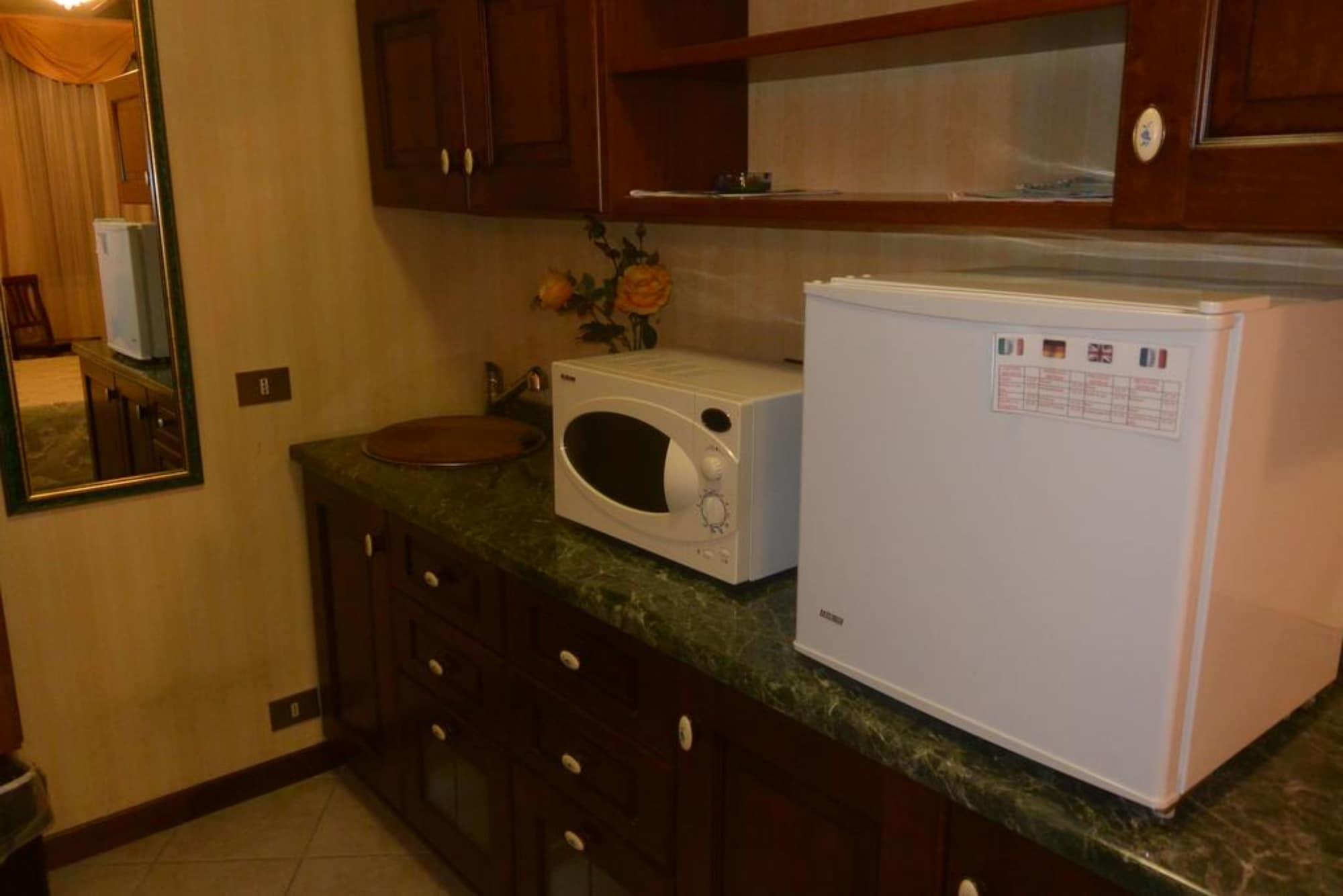 מאנטובה Hotel Italia City Center מראה חיצוני תמונה
