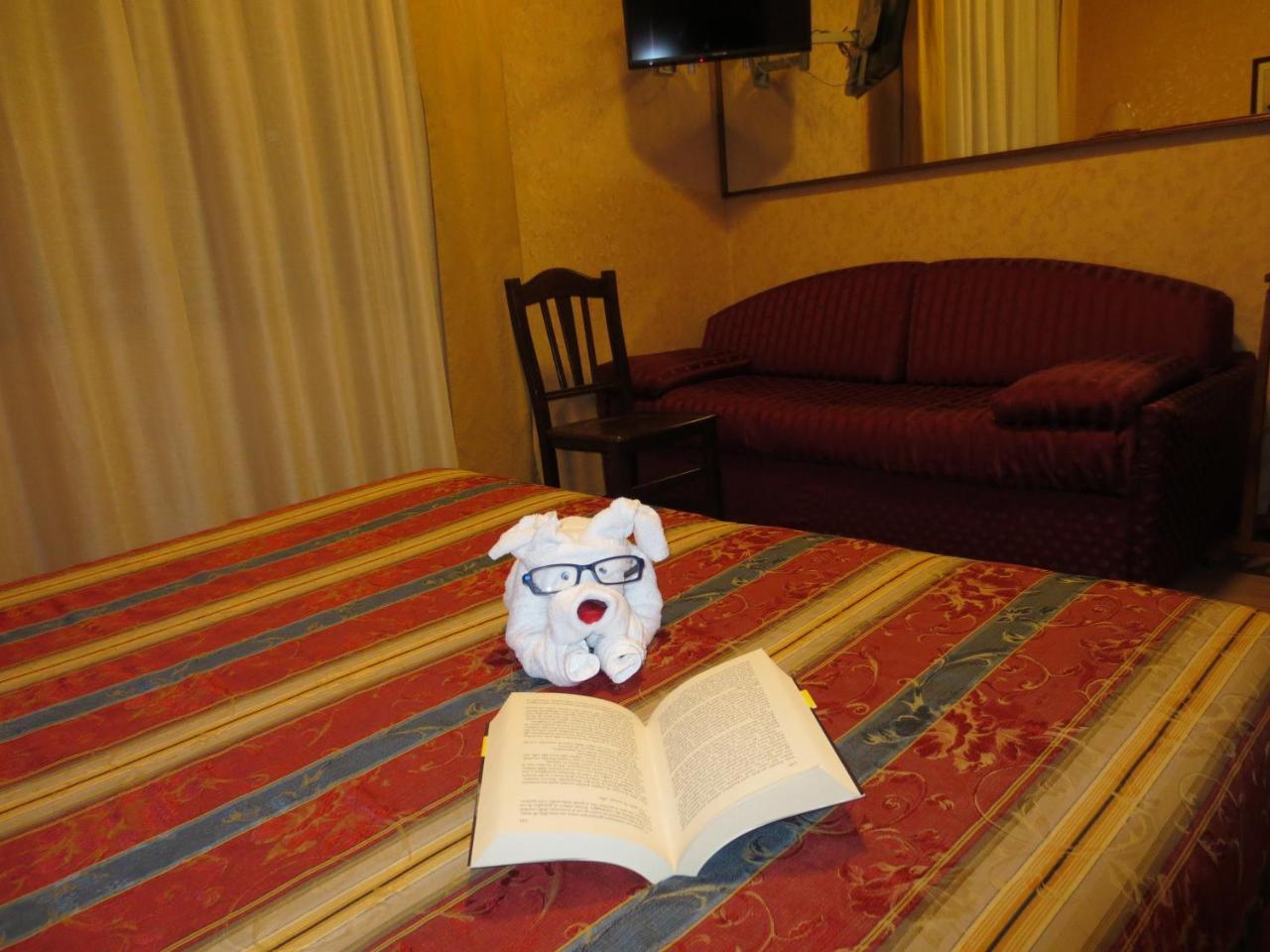 מאנטובה Hotel Italia City Center מראה חיצוני תמונה